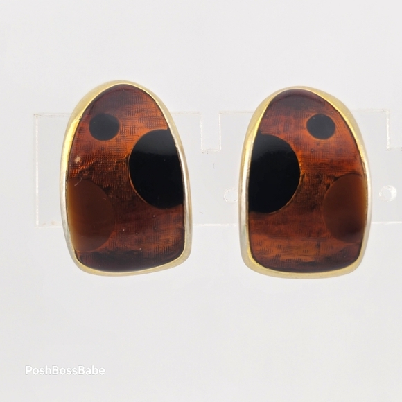 Vintage Clip-On Earrings with Geometric Design 1" - Picture 1 of 11